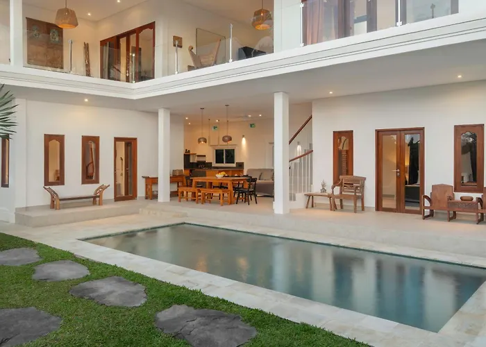 Andreyana 4br Pool, Sunrise & Mount Agung View Villa *