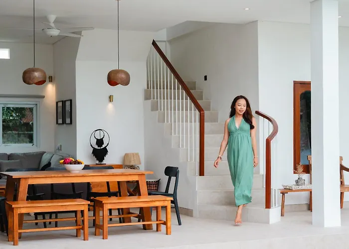 Andreyana 4br Pool, Sunrise & Mount Agung View