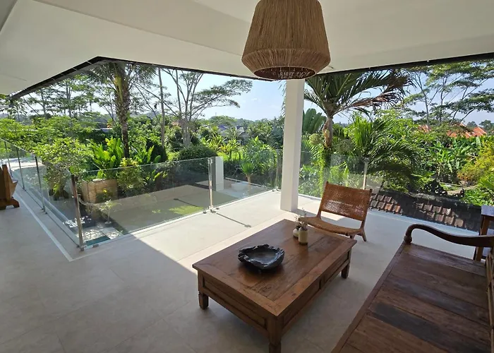 Andreyana 4br Pool, Sunrise & Mount Agung View Villa Ubud